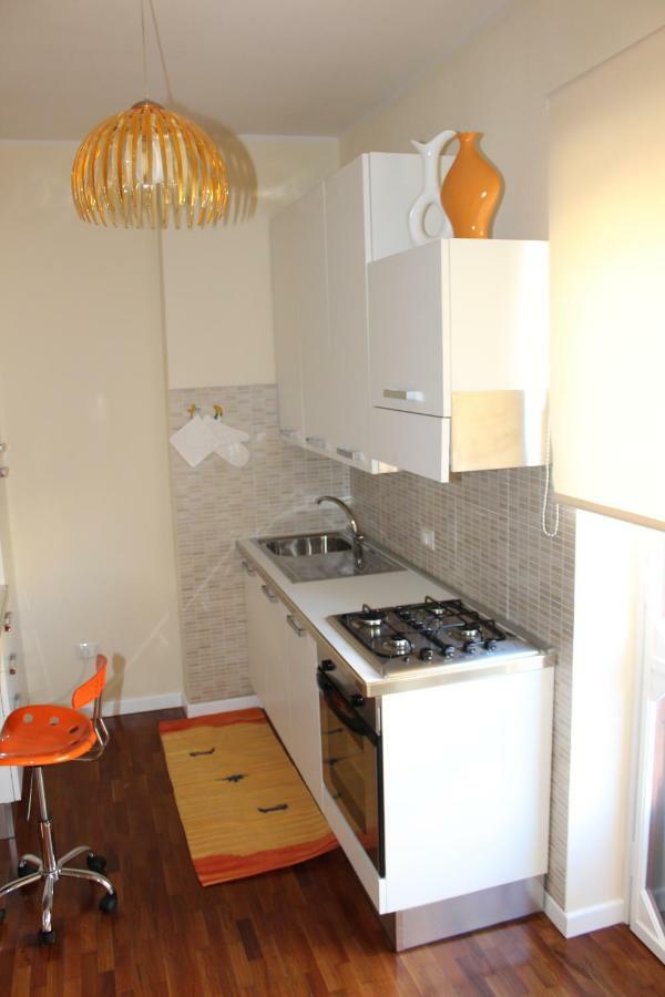 Domus Yenne Suites Cagliari Bagian luar foto